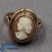 9ct Gold Cameo Ring size m - 4.5g