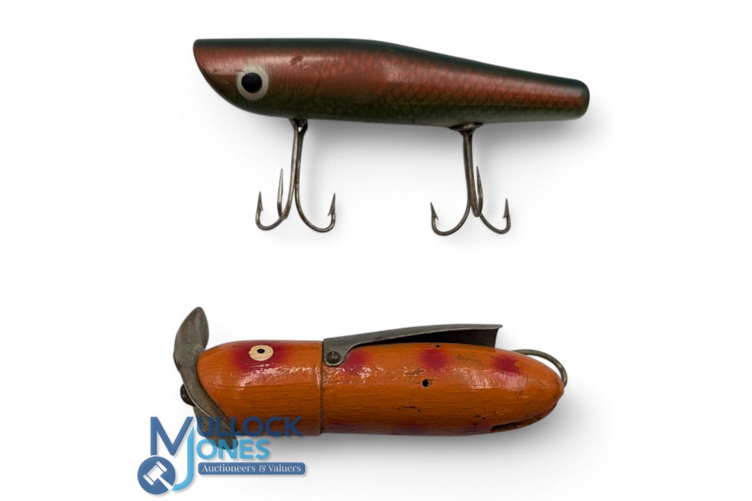 Fishing Lure Collection, to include period c1940 USA Hargrett orange wooden cats paw, Dalton special - Image 3 of 3