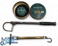 House of Hardy Brass Fishing Scales 0-20 kg, an extendable fishing gaff, unused tin of