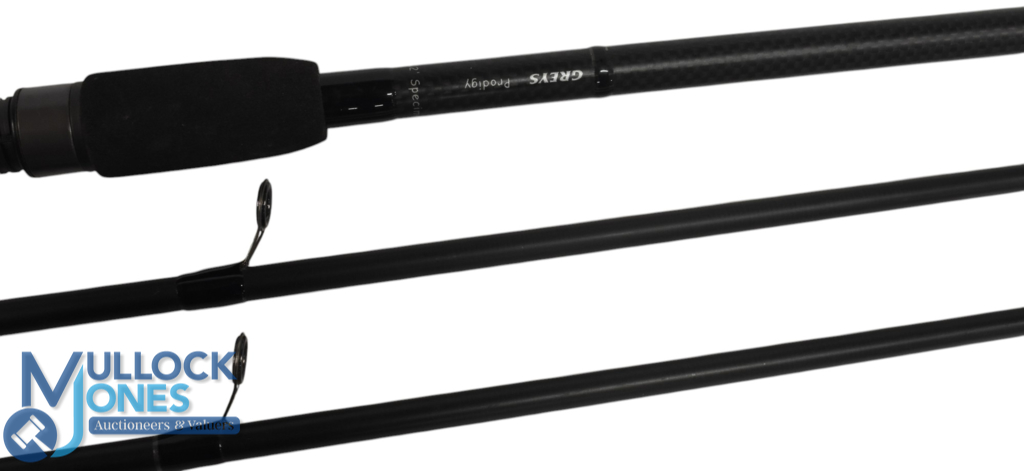 Greys Alnwick Prodigy carbon carp rod, 12ft 2pc with spare tip, 23" handle, Fuji down locking reel - Image 2 of 3