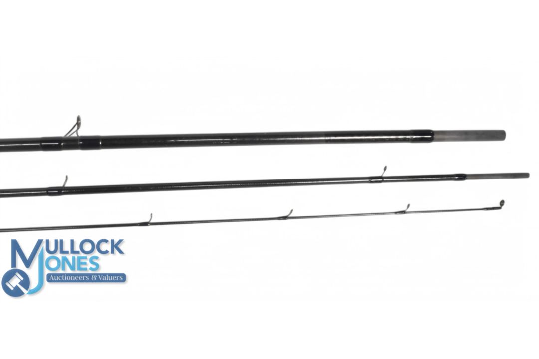Shimano Stradic Match 390 carbon rod, 13ft 3pc, 22" handle, cork/composite uplocking reel seat, - Image 3 of 3