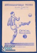 1953/54 Huddersfield Town v Manchester Utd Div. 1 match programme 31 October 1953; slight crease,