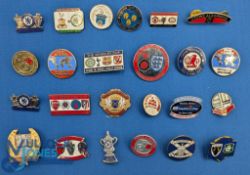 24x British Football Badges, metal and enamel Wimbledon, Crew, Chelsea, Bolton, Arsenal, Celtic,
