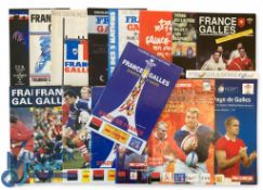 1977-2009 France v Wales Rugby Programmes (14): A full Paris run until 2003, except for 1995, plus