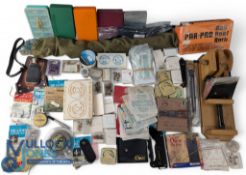 Large selection of fly tying accessories incl Orvis wooden tabletop line spooler, folding landing