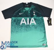 Tottenham Hotspur FC Football Shirt 2018-2019 3rd Kit Size Medium Nike / AIA (VG) with tags