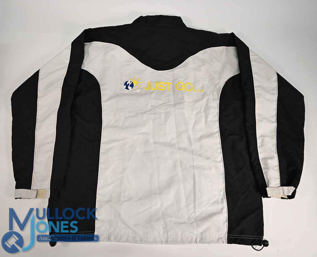 Wrexham AFC Jacket / Coat embroidered 2005 LDV Final v Southend Utd Millennium Stadium 10th April - Image 5 of 5