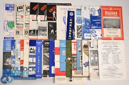 Manchester United FC H&A Football programmes to include Homes - 62/63 Bolton 63/64 Sunderland (