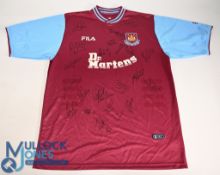 West Ham United FC Home Football Shirt 2001-2003 Multi signed with 20+ signatures on front inc.