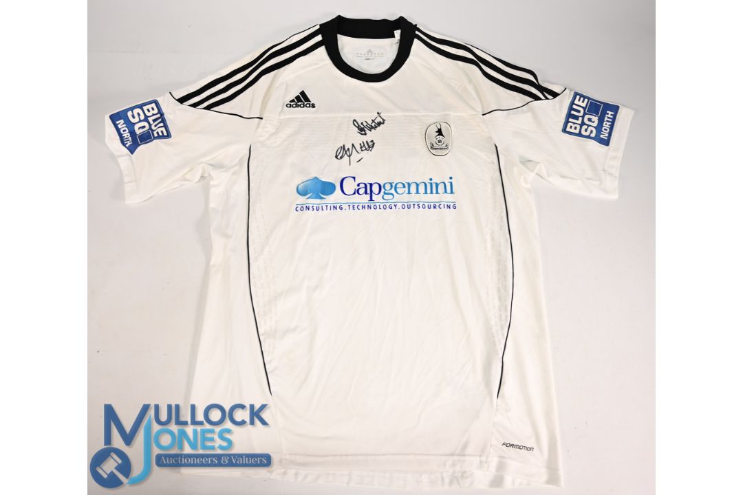 AFC Telford United Home Football Shirt 2010-2011 #17 with two signatures on front Size XL Adidas / - Image 3 of 4