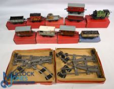 Hornby Clockwork O Gauge 101 Tank Locomotive LNER livery 460 (working order) together with 8 Rolling