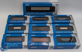 10 Dapol N Gauge Railway Trainset Rolling Stock, Wagons, Vans, to include 2F 036-25 GWR bulk grain