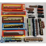 Hornby OO Gauge Coaches to include R740 Crew Breakdown, R4335 BR Test Coach, Airfix 54255-5 GWR Auto