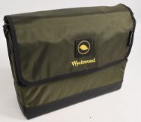 Wychwood Competition reel/tackle shoulder bag, 13