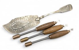 3x Brass Headed Fishing Priest, with turned wooden handle, assorted weights, plus an electroplated