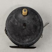 Vintage Hardy Perfect 3 7/8