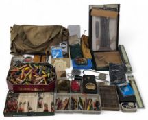 Fishing Tackle collection, a mixed lot with noted items of Devon minnows and trace, Toby spinners