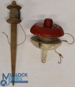 An early wooden Pike Trimmer in red and white, 4-1/2