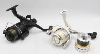 Shimano 4010 Baitrunner Aero fixed spool reel, good bail, rear tensioner, 'T' bar handle. Light use,