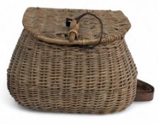 Small Wicker Slip Reed Fishing Creel, a good-looking period creel displays well, size #19cm x 22cm x