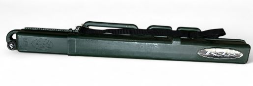 K.I.S Extendable Rod Carrier Tube - green plastic case with wheels that show wear, shoulder strap