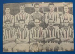 1959/60 Huddersfield Town newspaper photo of the team with signatures (in red pen) of all the