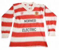 Wigan RLFC match worn shirt 1988 size pit to pit is approx. 18'' Umbro / Norweb Electric. Good/