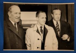 1960 b&w photograph Maurice Setters is introduced as the Manchester Utd latest signing; photograph