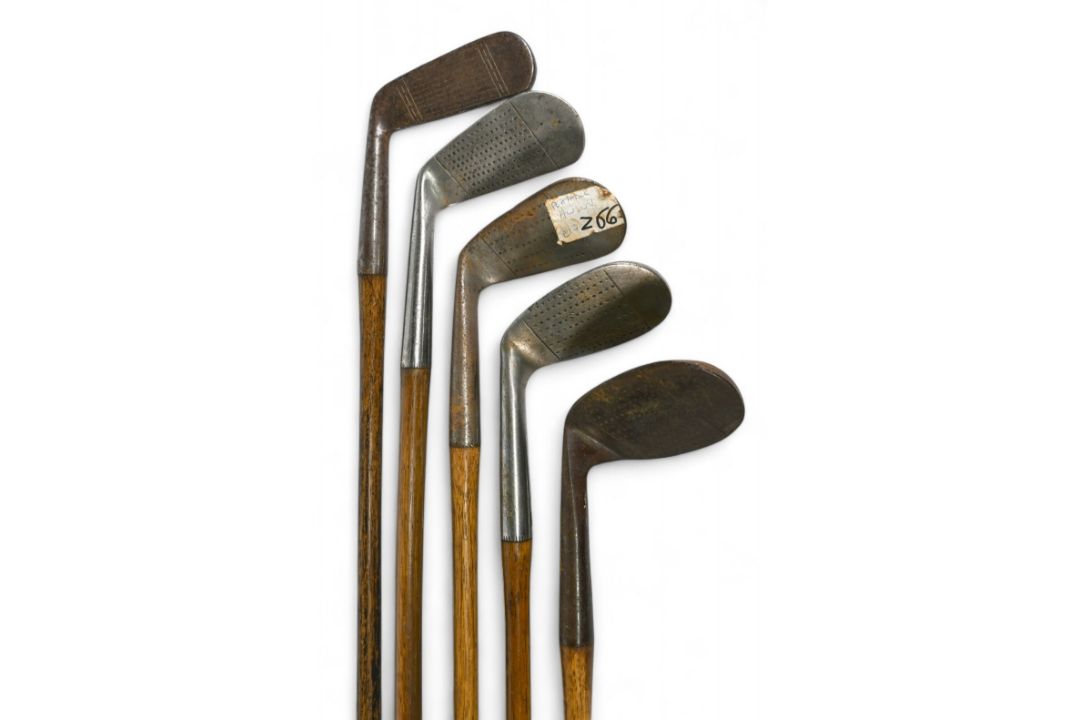4x Assorted Golf irons to incl 4 iron stamped LB London, W Goodridge of Lichfield mashie, Gainey - Image 2 of 3