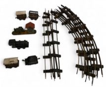 O Gauge (German) Tinplate Clockwork Train Set made by Bing Engine and Tender 2663 0-4-0 with LNWR