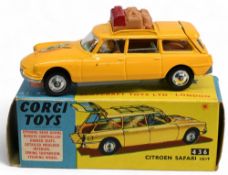 Corgi 436 Citroen DS19 Safari. in Original Box