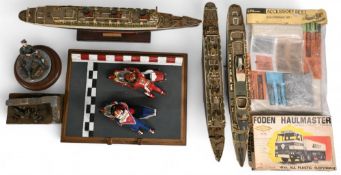 Assembled Model Kit RMS Queen Mary, RMS Titanic, RMS Queen Elizabeth II, Motorbike Diorama, WW2