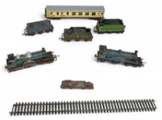 Tri-ang Railways OO Guage R354 The Victorian Train C R together with 3046 GWR, Flying Scotsman