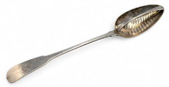 1817 James Scott Dublin Irish Silver Hallmarked large Strainer Spoon, having a good crest engraved