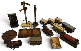 O Gauge Tinplate Clockwork Trains to include 4 engines 416 Wells Toys, George V, 3 United Dairies