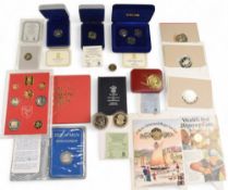Selection of Isle of Man Coins to include 1981 £5 x2, 1980 and 1981 Christmas 50p, 1980 TT Racing