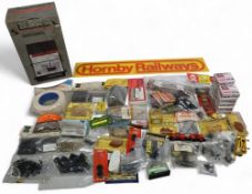 Model Train Accessories to include Hornby R951 Zero 1 Slave Control unit, Hornby Shop display