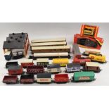 OO Guage Hornby Train Accessories, to consist of R156 BR Class 08 0-6-0 Diesel Electric together