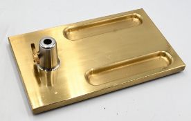 Polished brass Exhibition vice Pedestal - 8x4 ¾