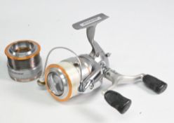 Daiwa Whisker 3012 front drag spinning reel, 4 bearing, interchangeable handle, good, with spare