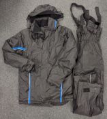 Sunridge Matchmaster Padded Jacket and Chest Waders, with detachable hood, size L, almost matching