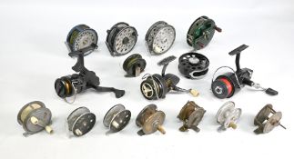 Mixed collection of 17 vintage fly and spinning reels, including French Excelsior 3