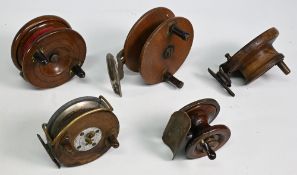 An interesting collection of unnamed mahogany and brass reels, all working well, as follows: 4