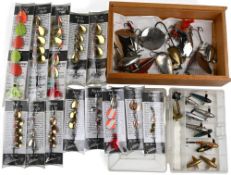 Large collection of artificial baits, as follows: 14x De-Novo multi blade spinning lure, various