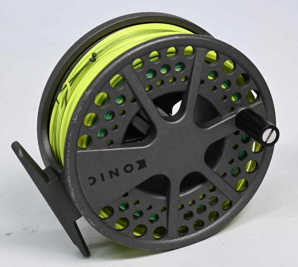 Lamson USA Konic 3.5 alloy salmon fly reel with spare spool, 3 ¾" ventilated wide spool, black - Image 2 of 3