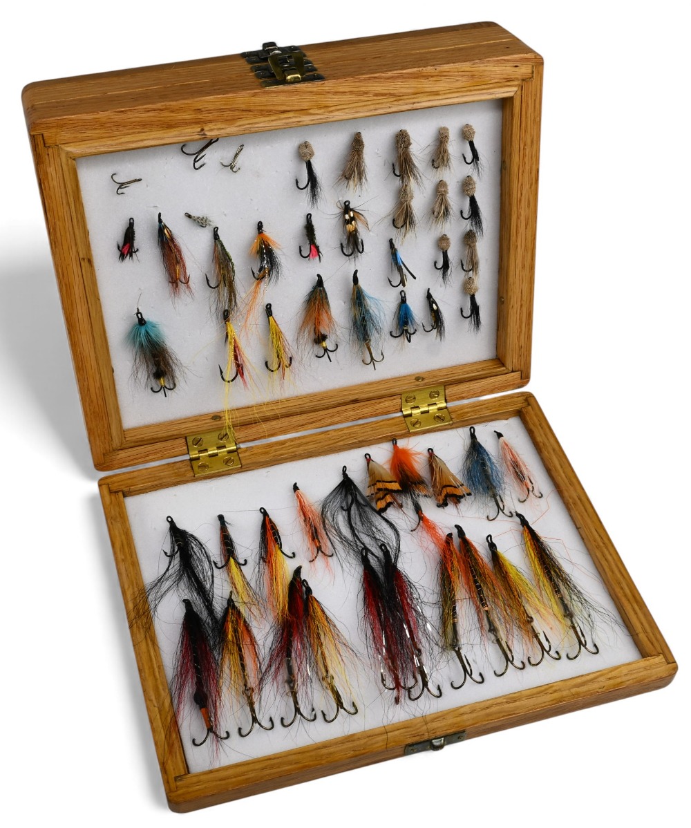 A six layer wood salmon fly box made by G Abel, Turriff. Retailed by Hendersons of Turriff. 10" x - Image 3 of 3