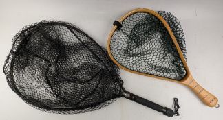 McClean Angling short handle Scoop Landing Net, in good light used condition, with an unbranded