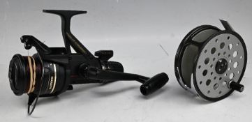 Shimano Graphite fixed spool spinning reel, Carbomatic GT4000X. Good bail, rear tensioner with
