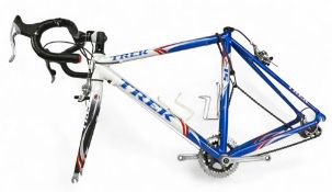 Trek SLR Alpha Superlight Race Road Bike with SR Apex Chain Sey Shimano 105 Brakes, Custom Handle