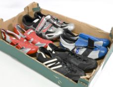 4 Pairs of Cycling Shoes Look (red size 8.5), Rider (blue/grey size 43), Vintage Adidas (black /